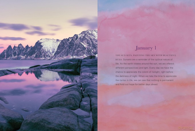 Sunset Gratitude: 365 Hopeful Meditations for Peaceful and Reflective Evenings All Year Long (Daily Gratitude) - Emily Silva [KSIĄŻKA]