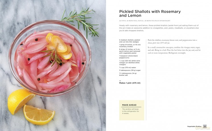 Super Simple Pickling for Beginners: Recipes and Techniques for Making and Using Brined Fruits and Vegetables - Grace Parisi [KSIĄŻKA]