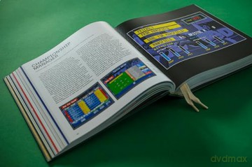 Tale of Two Halves: The History Of Football Video Games | Retro Gaming Book by Bitmap Books - Bitmap Books [KSIĄŻKA]
