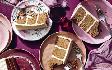 The Ambitious Kitchen Cookbook: 125 Ridiculously Good for You, Sometimes Indulgent, and Absolutely Never Boring Recipes for Every Meal of the Day - Monique Volz [KSIĄŻKA]