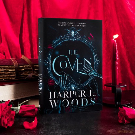 The Coven: The Sunday Times bestselling dark academia romantasy sensation: 1 (Coven of Bones, 1) - Harper L. Woods [KSIĄŻKA]