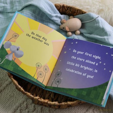 The Day You Were Born In August: A Baby Birth Gift Book - Lucy Tapper [KSIĄŻKA]