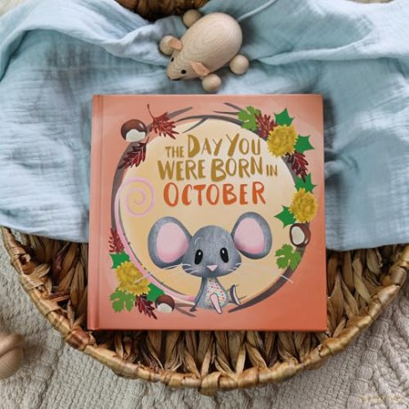 The Day You Were Born In October: A Baby Birth Gift Book - Lucy Tapper [KSIĄŻKA]