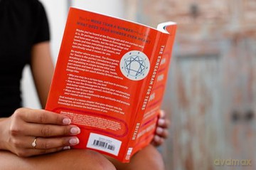 The Enneagram for Teens: A Complete Guide to Self-Discovery and Spiritual Growth - Ainsley Britain [KSIĄŻKA]