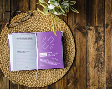 The Enneagram Type 9: The Peaceful Mediator (The Enneagram Collection) - Beth McCord [KSIĄŻKA]
