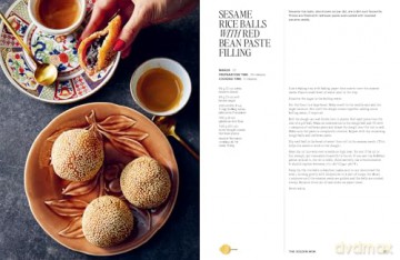 The Golden Wok: Mastering the Art and Technique of Wok Cooking with over 80 Recipes - Diana Chan [KSIĄŻKA]