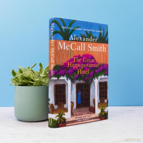 The Great Hippopotamus Hotel (No. 1 Ladies' Detective Agency) - Alexander McCall Smith [KSIĄŻKA]