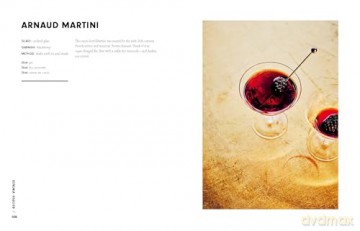 The Martini: The Ultimate Guide to a Cocktail Icon - Alice Lascelles [KSIĄŻKA]