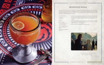The Official Westeros Cookbook: Recipes from Game of Thrones and House of the Dragon - Cassandra Reeder [KSIĄŻKA]