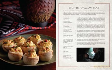 The Official Westeros Cookbook: Recipes from Game of Thrones and House of the Dragon - Cassandra Reeder [KSIĄŻKA]