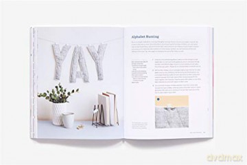The Spoonflower Quick-sew Project Book:: 34 DIYs to make the most of your fabric stash - Stephen Fraser [KSIĄŻKA]