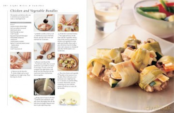 The Ultimate Chicken Cookbook: Over 400 Tasty and Nutritious Recipes for Every Occasion - Simona Hill [KSIĄŻKA]