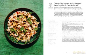 The World Is Your Dumpling: Over 80 simple, tasty and comforting recipes celebrating dumplings from around the world in this delicious new cookbook! - Emily Roz [KSIĄŻKA]