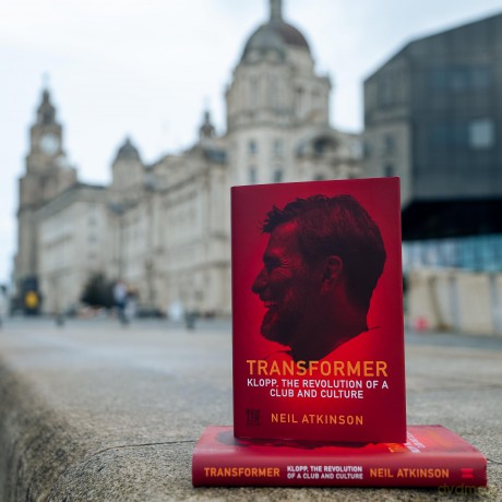 Transformer: Klopp, the Revolution of a Club and Culture - Neil Atkinson [KSIĄŻKA]