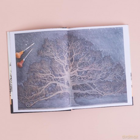 Trees in Winter: A beautiful book for anyone who loves printmaking and nature - Richard Shimell [KSIĄŻKA]