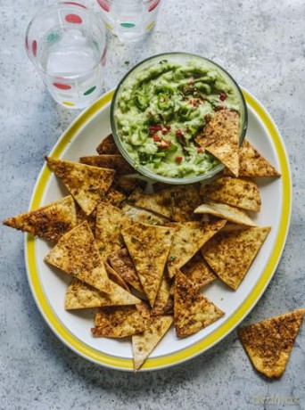 Twochubbycubs Air Fryer Cookbook: Speedy, slimming recipes under 500 calories - James Anderson [KSIĄŻKA]