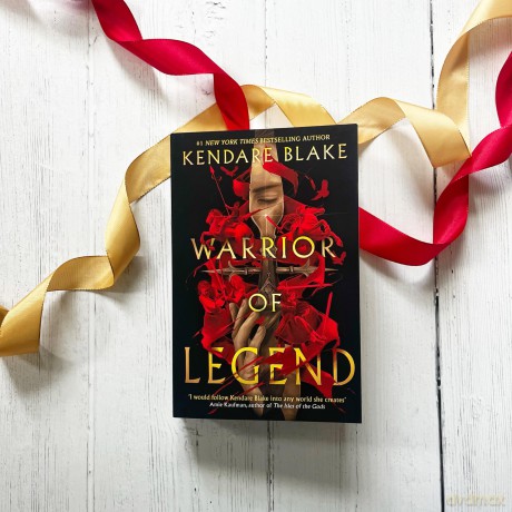 Warrior of Legend - Kendare Blake [KSIĄŻKA]