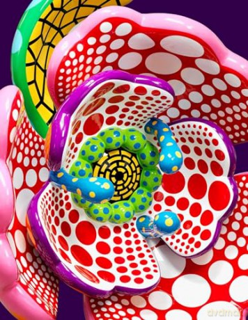 Yayoi Kusama: I Spend Each Day Embracing Flowers - Yayoi Kusama [KSIĄŻKA]