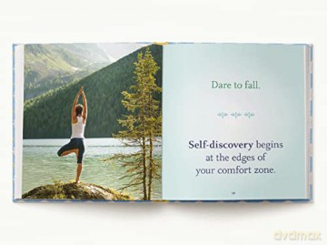 Yoga for Mind, Body and Spirit: Poses, Meditations and Wisdom for Leading a Balanced Life - Rachel Scott [KSIĄŻKA]
