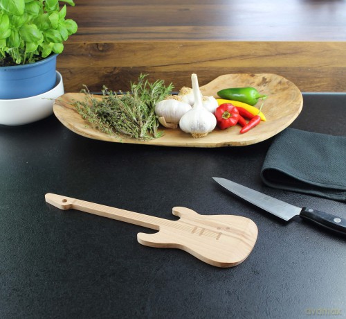 Winkee - Guitar Spatula and Mini Cutting Board