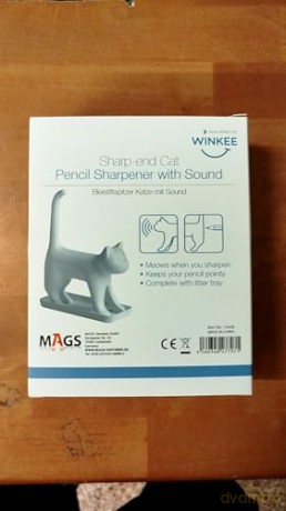 Winkee - Pencil sharpener - Sharp end Cat with sound - White