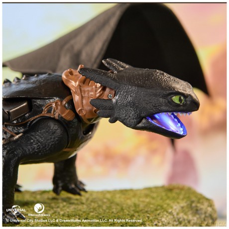 Dreamworks Dragons: Szczerbatek i Wybuch Plazmy [FIGURKA]