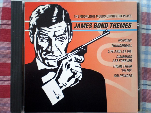 The Moonlight Moods Orchestra: ...Plays James Bond Themes [CD]
