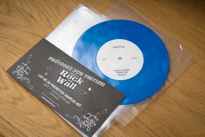 Music Protection: 20 X Pe 7 Crystal Clear Outer Sleeve - 80 Micron - Rock On Wall [CD]