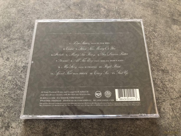 R Kelly: Black Panties [CD]