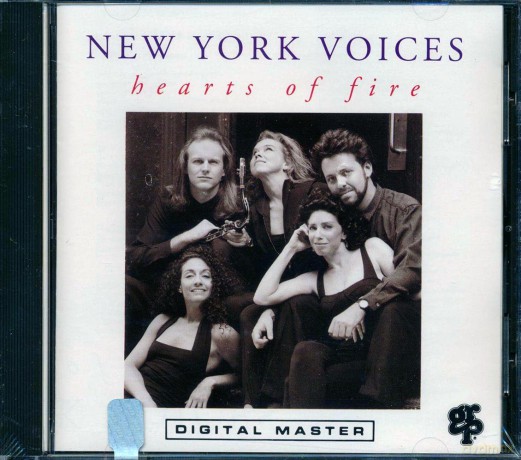 New York Voices: Hearts of Fire [CD]