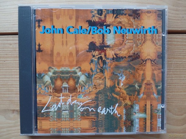 Last Day on Earth [CD]