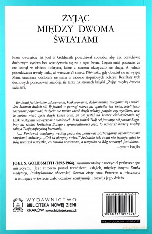Żyjąc między dwoma światami [KSIĄŻKA]