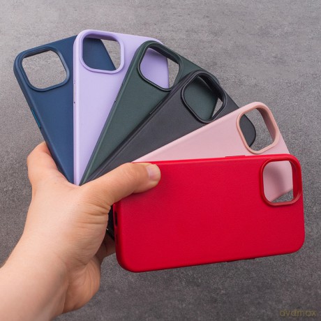 Nakładka Mag Leather do iPhone 16 Pro 6,3" czerwona