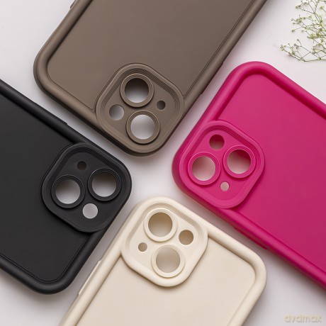 Nakładka Rim TPU do iPhone 16 6,1" brązowa