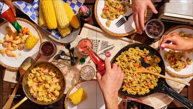 Anything's Pastable: 81 Inventive Pasta Recipes for Saucy People - Dan Pashman [KSIĄŻKA]
