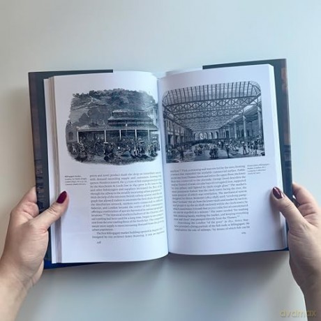 Architecture Follows Fish: An Amphibious History of the North Atlantic - Andre Tavares [KSIĄŻKA]