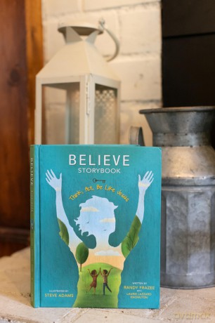 Believe Storybook: Think, Act, Be Like Jesus - Randy Frazee [KSIĄŻKA]