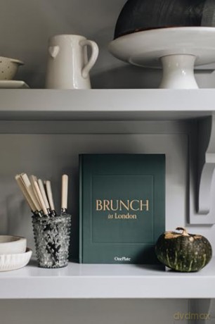 Brunch in London Cookbook - Thérese Nichols [KSIĄŻKA]