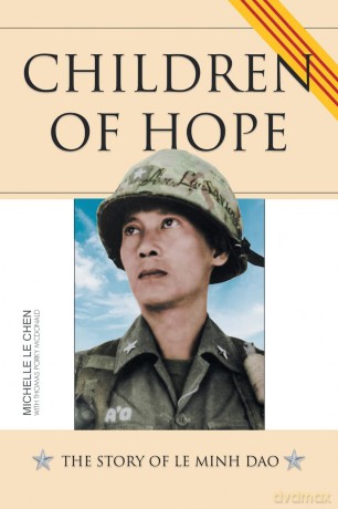 Children of Hope: The Story of Le Minh Dao - Michelle Le Chen [KSIĄŻKA]