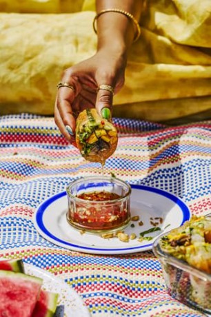 Craveable: All I want to eat, big flavours for every mood - Seema Pankhania [KSIĄŻKA]