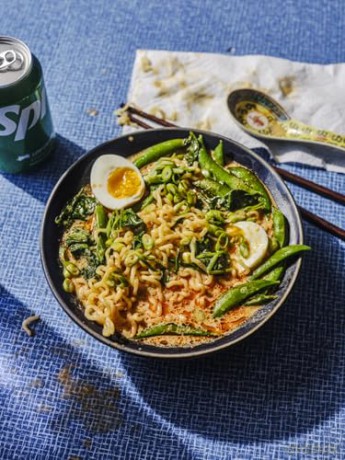 Craveable: All I want to eat, big flavours for every mood - Seema Pankhania [KSIĄŻKA]
