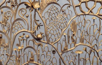 David Wiseman: The Four Seasons of Flower Fruit Mountain: An Immersive Exploration in Bronze, Porcelain, Plaster, and Glass - David Wiseman [KSIĄŻKA]