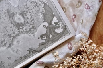 Fear the Flames: Fourth Wing meets Game of Thrones in your next dragon-filled romantasy obsession - Olivia Rose Darling [KSIĄŻKA]