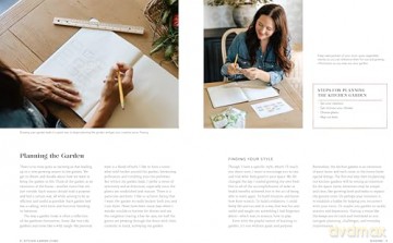 Kitchen Garden Living: Seasonal Growing and Eating from a Beautiful, Bountiful Food Garden - Bailey Van Tassel [KSIĄŻKA]