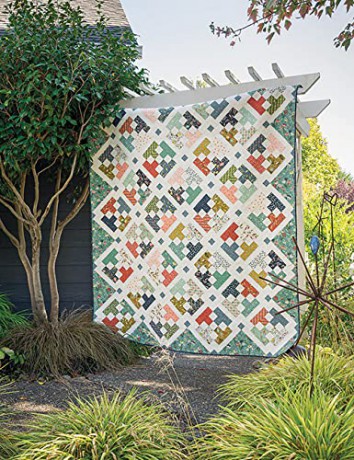 Moda Bake Shop - Rollin' Along: Quick and Easy Quilts from 2 1/2 Strips - Lissa Alexander [KSIĄŻKA]