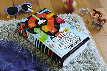 NIrV, Kids' Quest Study Bible, Hardcover: Answers to over 500 Questions about the Bible - Zondervan [KSIĄŻKA]