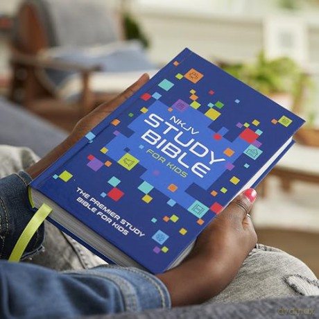 NKJV Study Bible for Kids, Hardcover: The Premier Study Bible for Kids: New King James Version, Study For Kids, Blue, Full-Color Interior - Thomas Nelson [KSIĄŻKA]