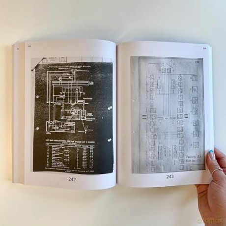 Radio-Activities: Architecture and Broadcasting in Cold War Berlin - Alfredo Thiermann Riesco [KSIĄŻKA]
