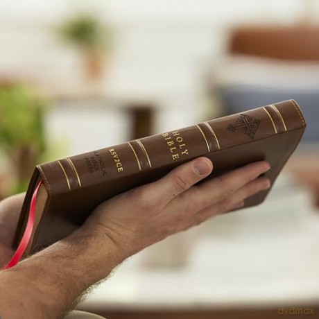 RSV2CE, Thinline Large Print Catholic Bible, Brown Leathersoft, Comfort Print - Catholic Bible Press [KSIĄŻKA]