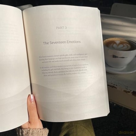 The Language of Emotions Workbook: A Practical Guide to Reveal the Wisdom in Each of Your Feelings - Karla McLaren [KSIĄŻKA]